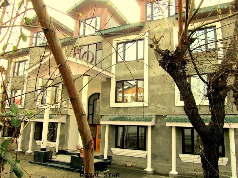 Royal Star Inn Srinagar  Ngoại thất bức ảnh